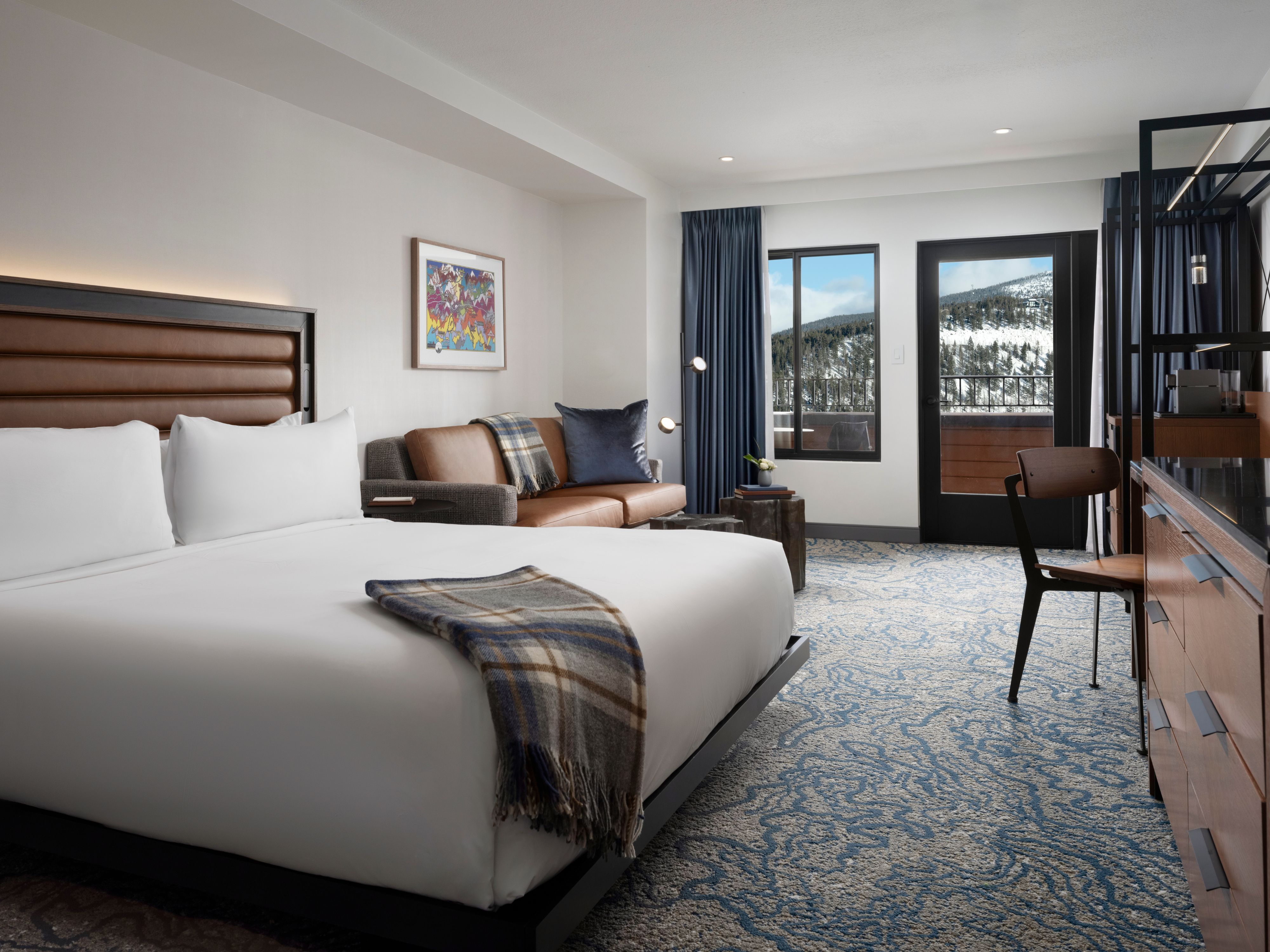 guest-room-hotel-alpenrock-breckenridge-colo