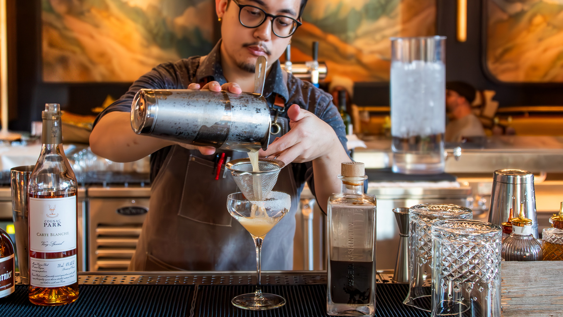 craft-cocktails-made-at-rosebay-cocktail-bar