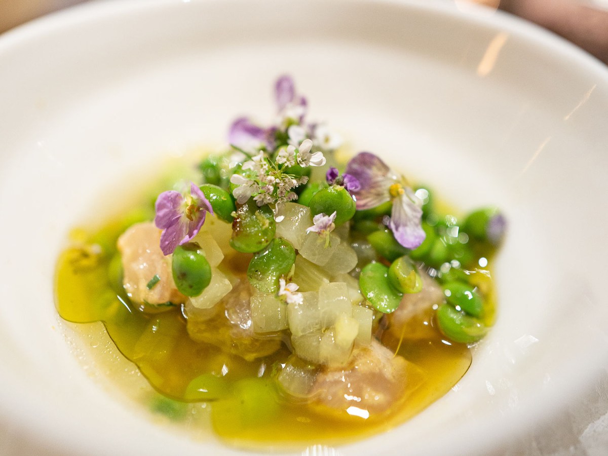 Lielle Dish with Edible Flowers