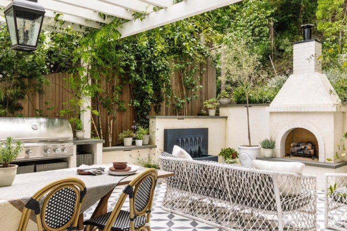 Dining Cooking and Lounging Spaces in Outdoor Kitchen