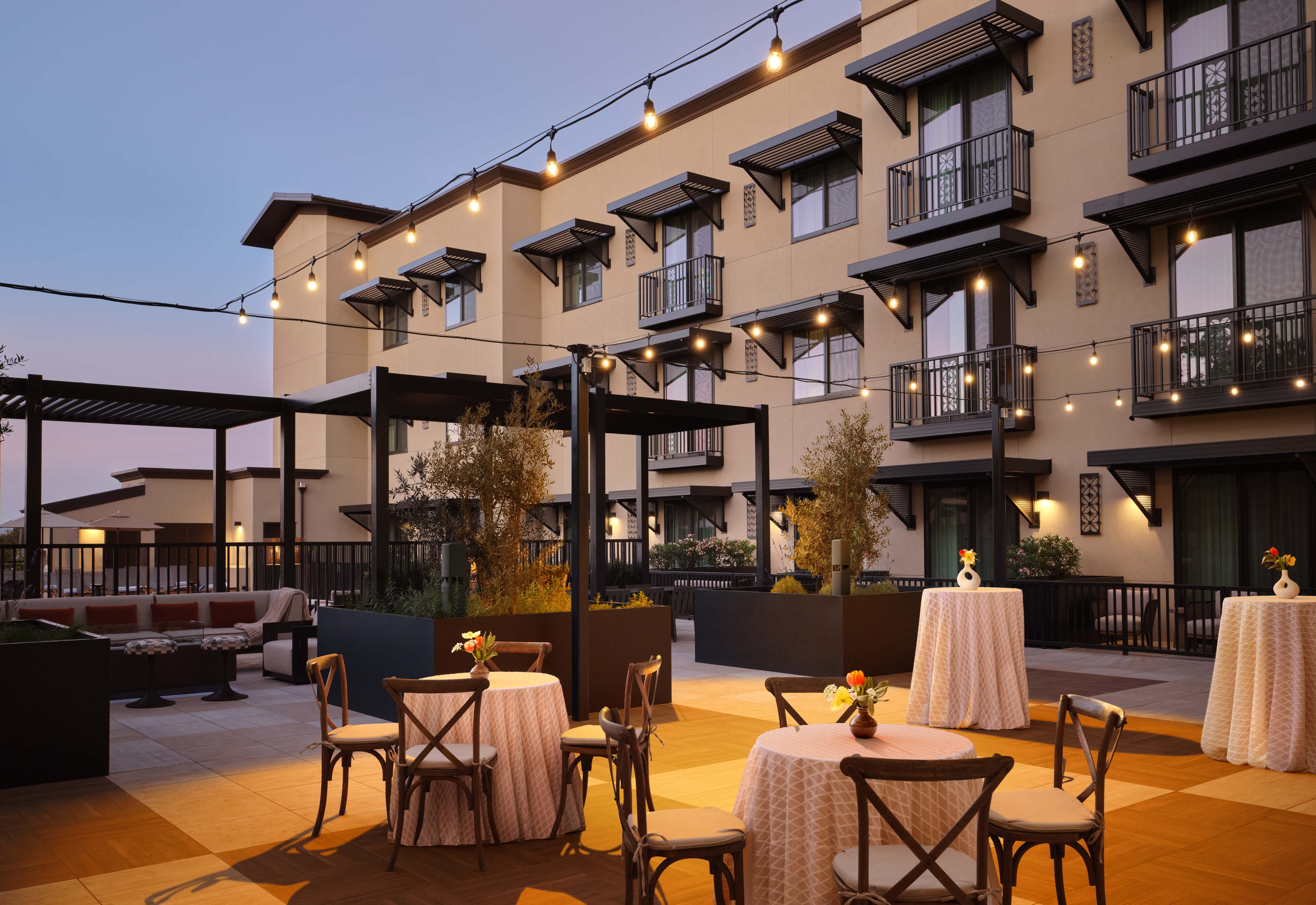 the-courtyard-social-space