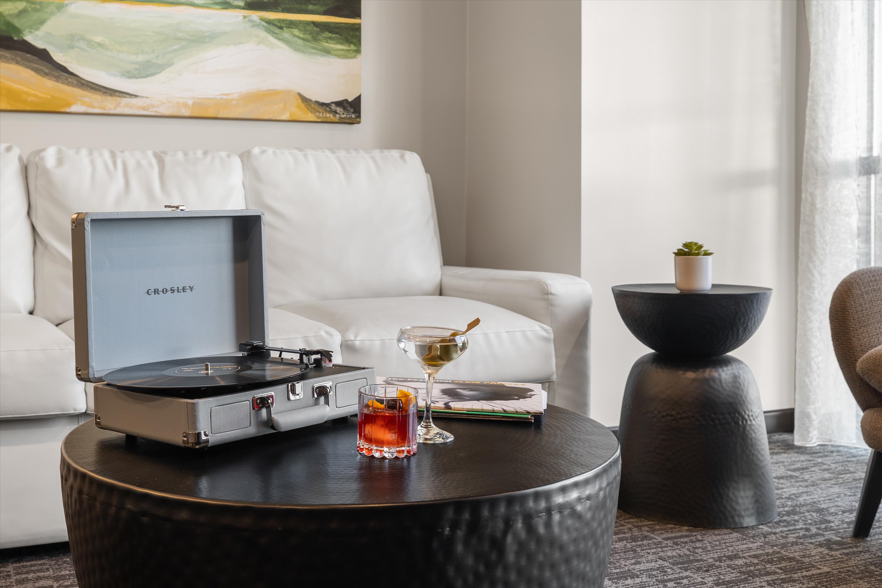 amenities-record-player-for-complimentary-use-and-cocktails-from-on-site-restaurant