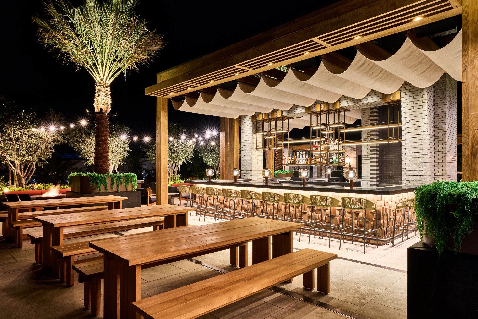 kauboi-patio-bar