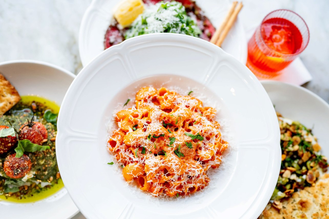 Add These OG Restaurants to Your Foodie Bucket List