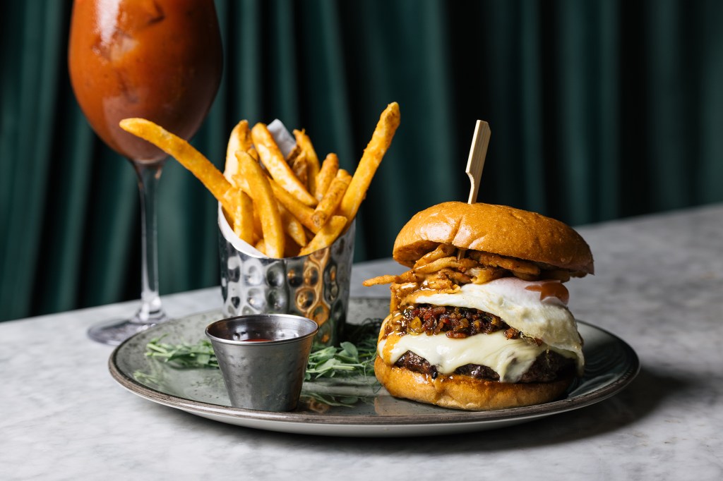 Burger Royal Palms