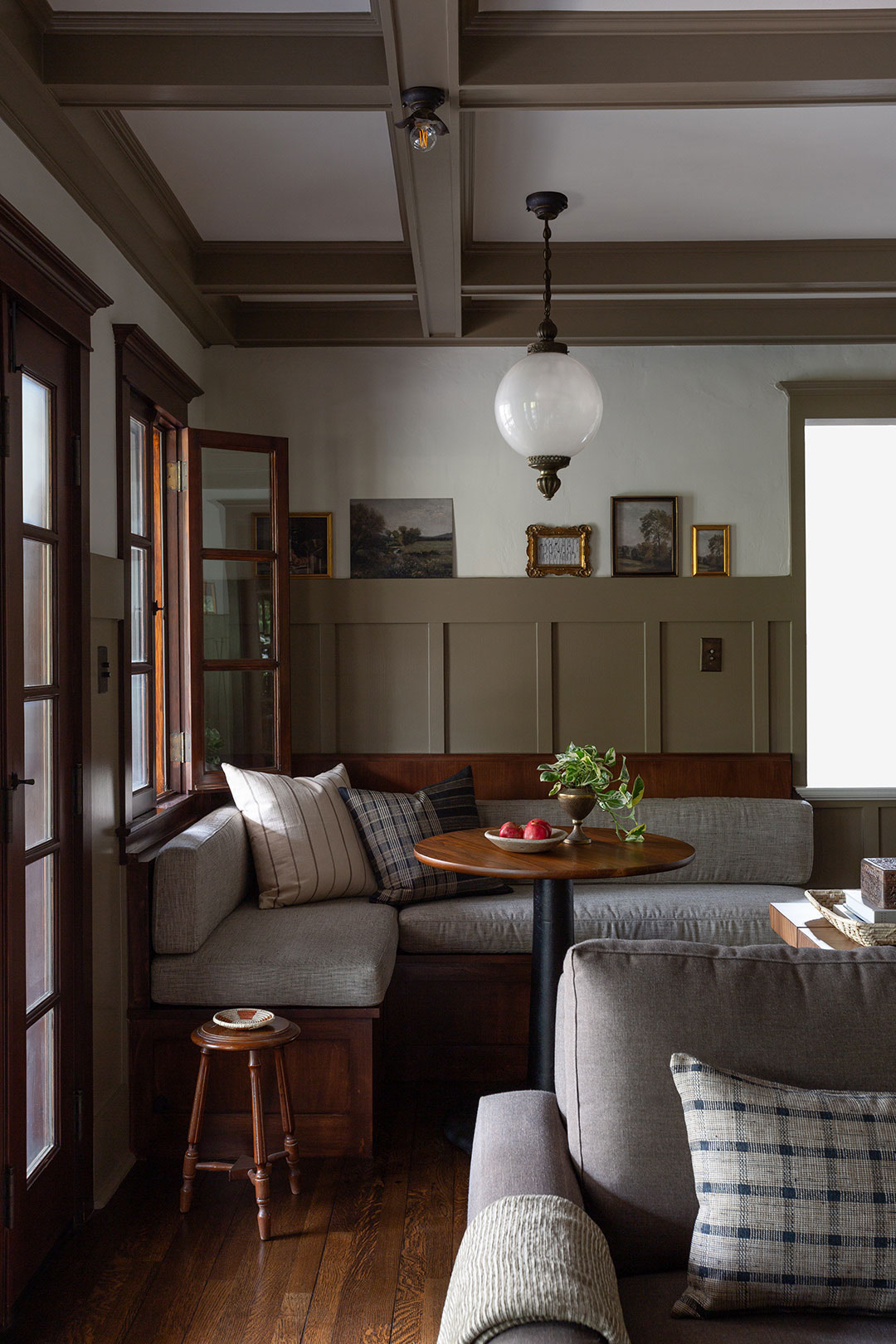 Calm Corner Dining Nook by Plaster & Patina