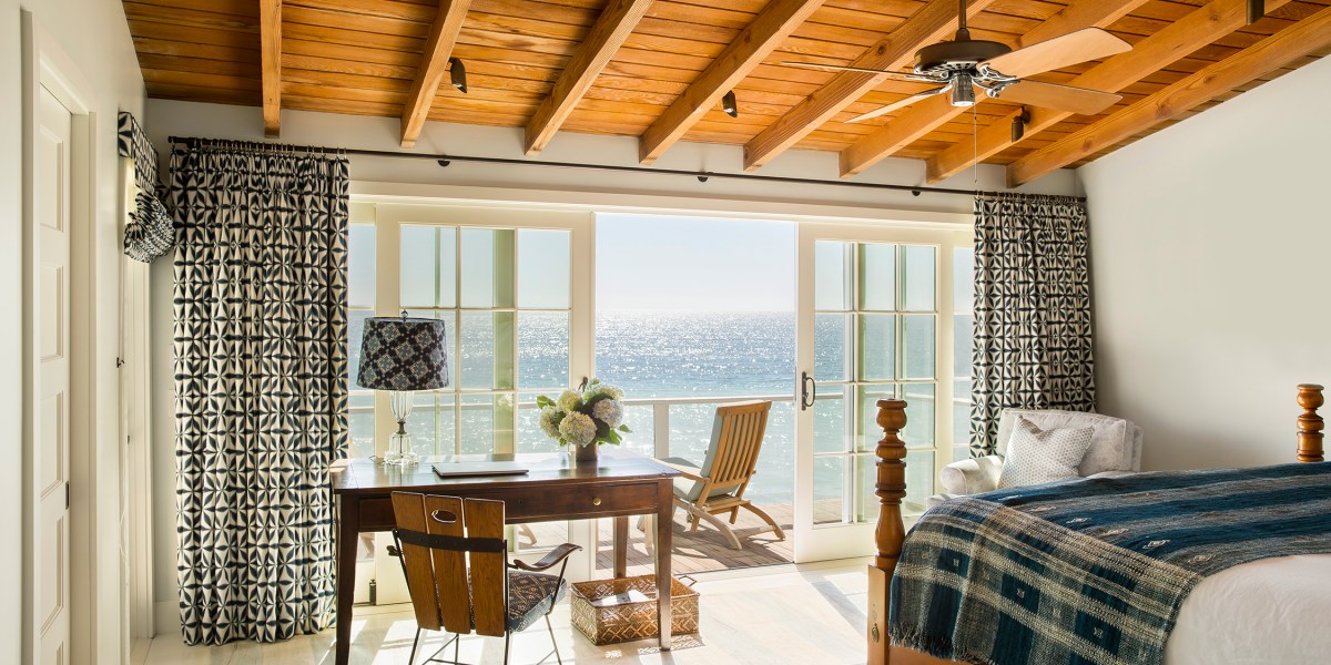 These Coastal Design Tips Are Straight out of a Nancy Meyers Movie