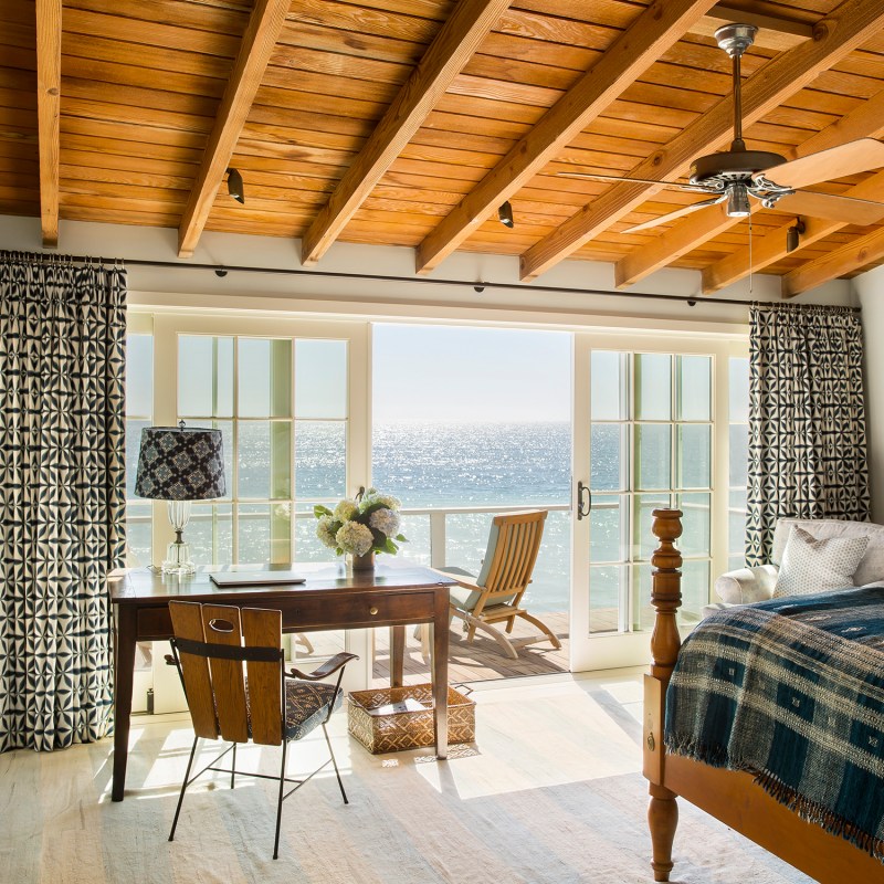 These Coastal Design Tips Are Straight out of a Nancy Meyers Movie