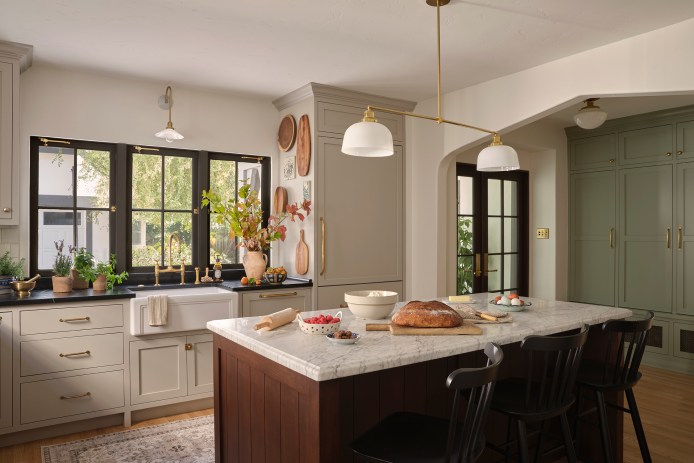 Kitchen Island San Marino Tudor by HartmanBaldwin