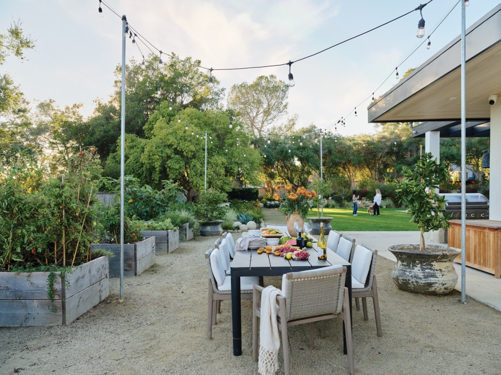 Montecito Outdoor Entertaining and Raised Beds