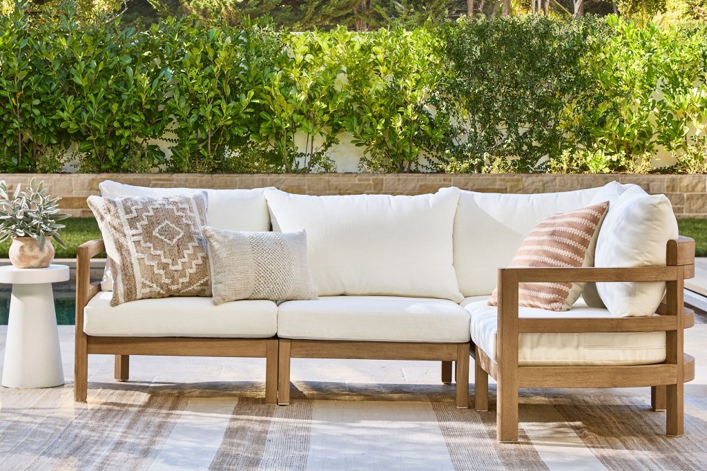 11 Decor Deals to Stock up on for Next Summer
