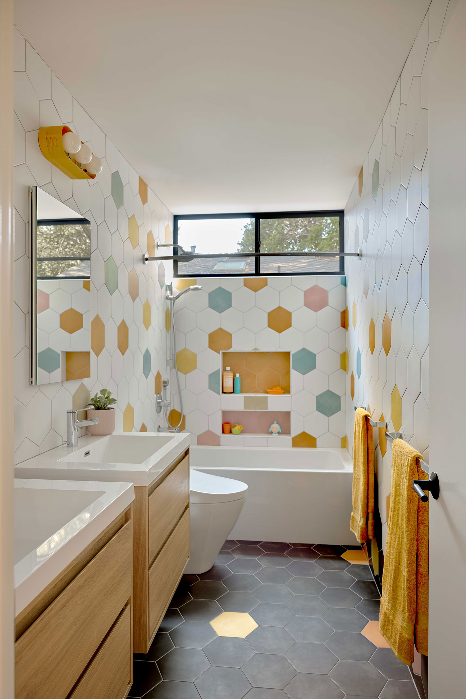 Bathroom Menlo Park House by Ogawa Fisher Architects