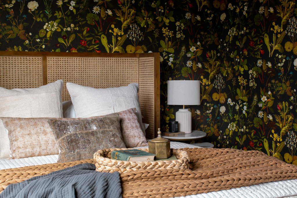 Floral Wallpaper Bedroom Hearth Homes Interiors