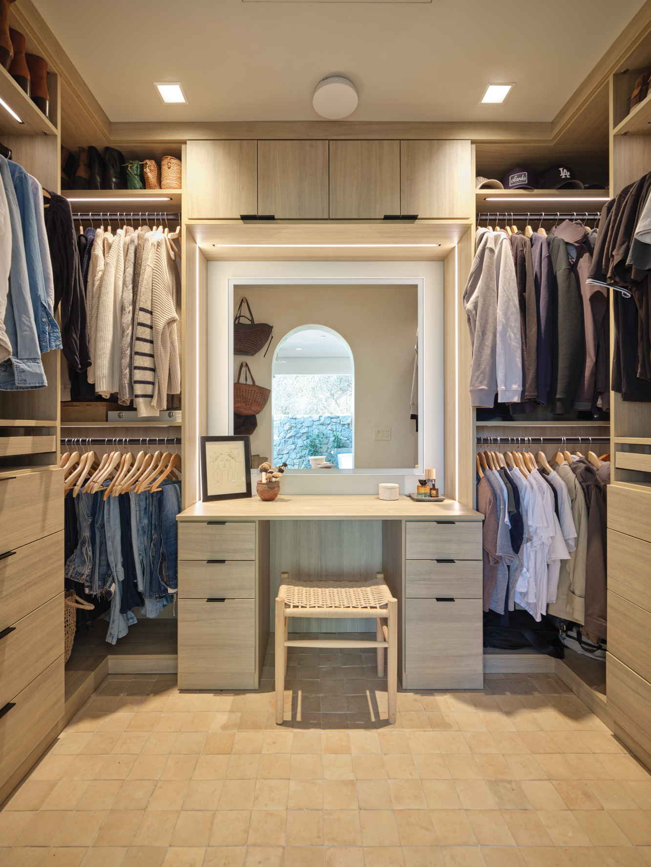 Idea House Malibu Closet