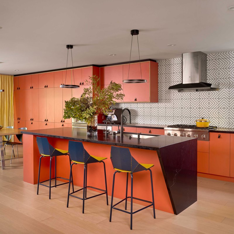 A Colorful Multigenerational Home Strikes the Perfect Balance Between Practical and Joyful