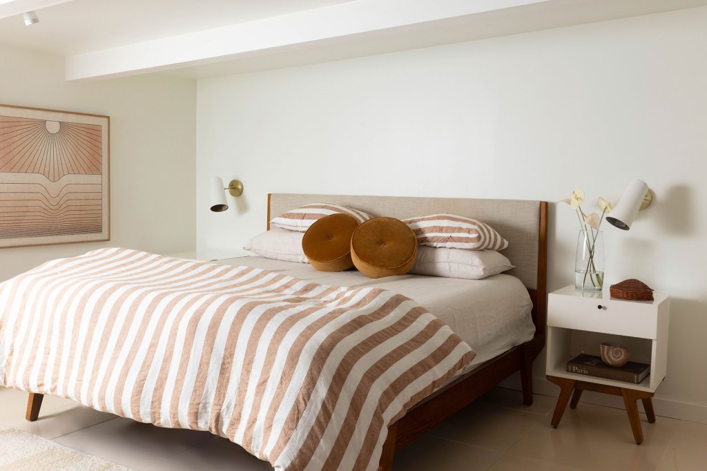 Primary Bedroom Hawaiian Surf Cabin by Sun Soul Style Interiors