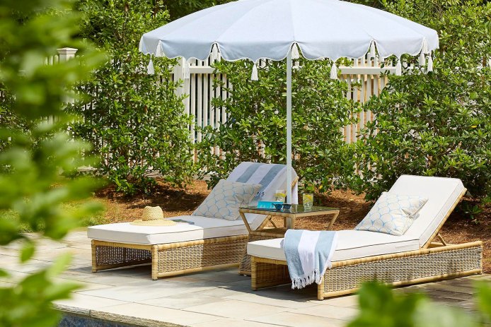 Serena & Lily Pacifica Chaise