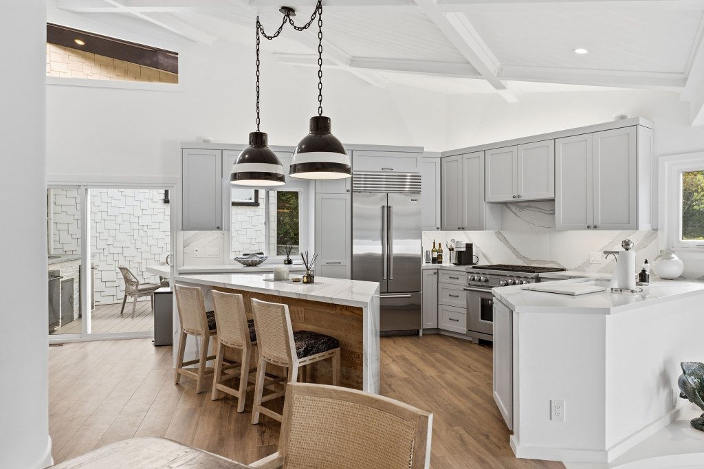 Kitchen Diane Keaton Laguna Beach House
