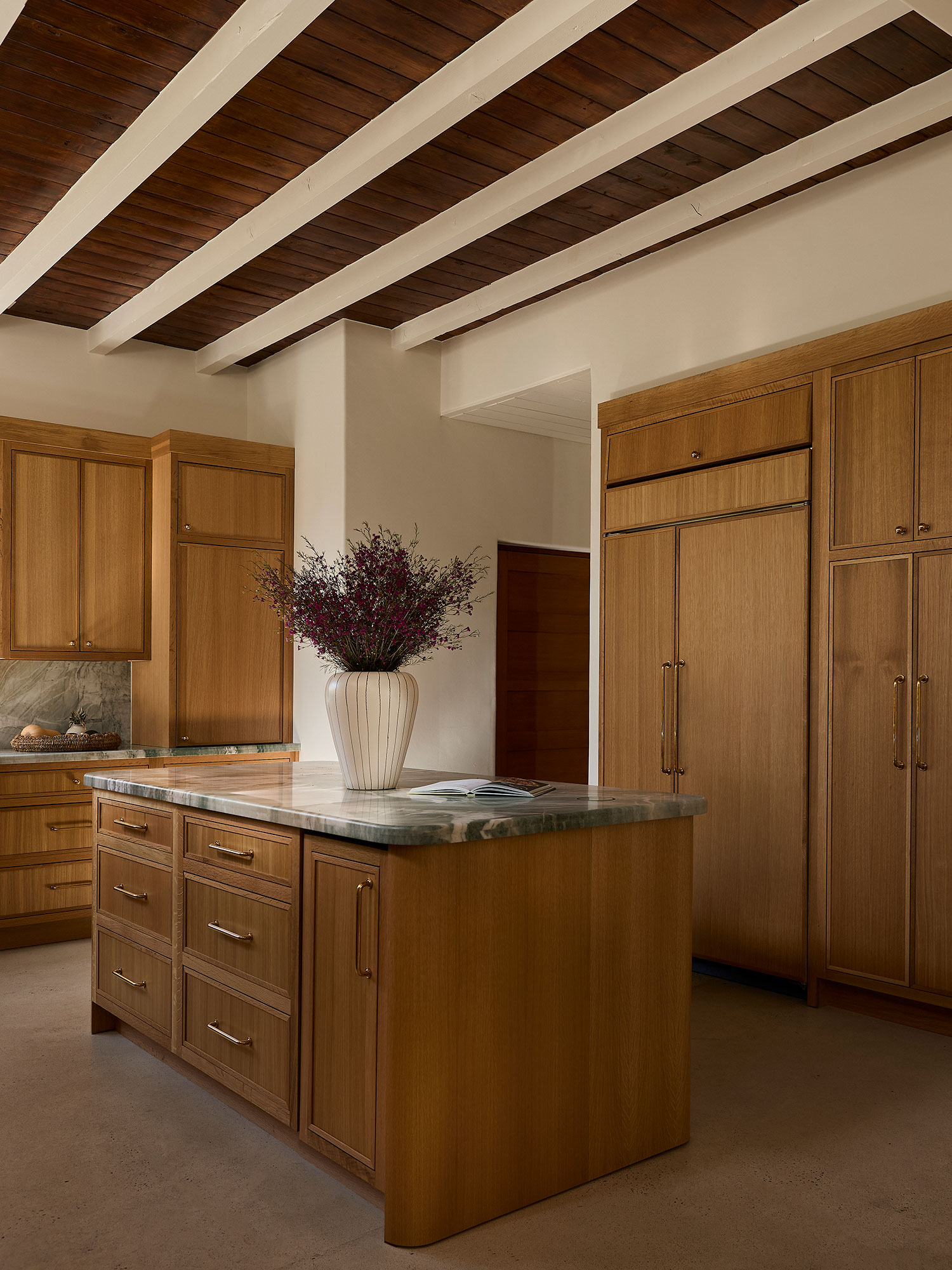 Kitchen Island Santa Monica House Spec + Sage