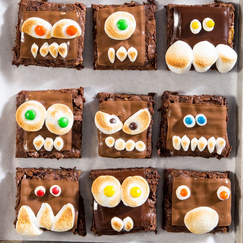 These Scary-Good Halloween Party Recipes Are Total Crowd-Pleasers