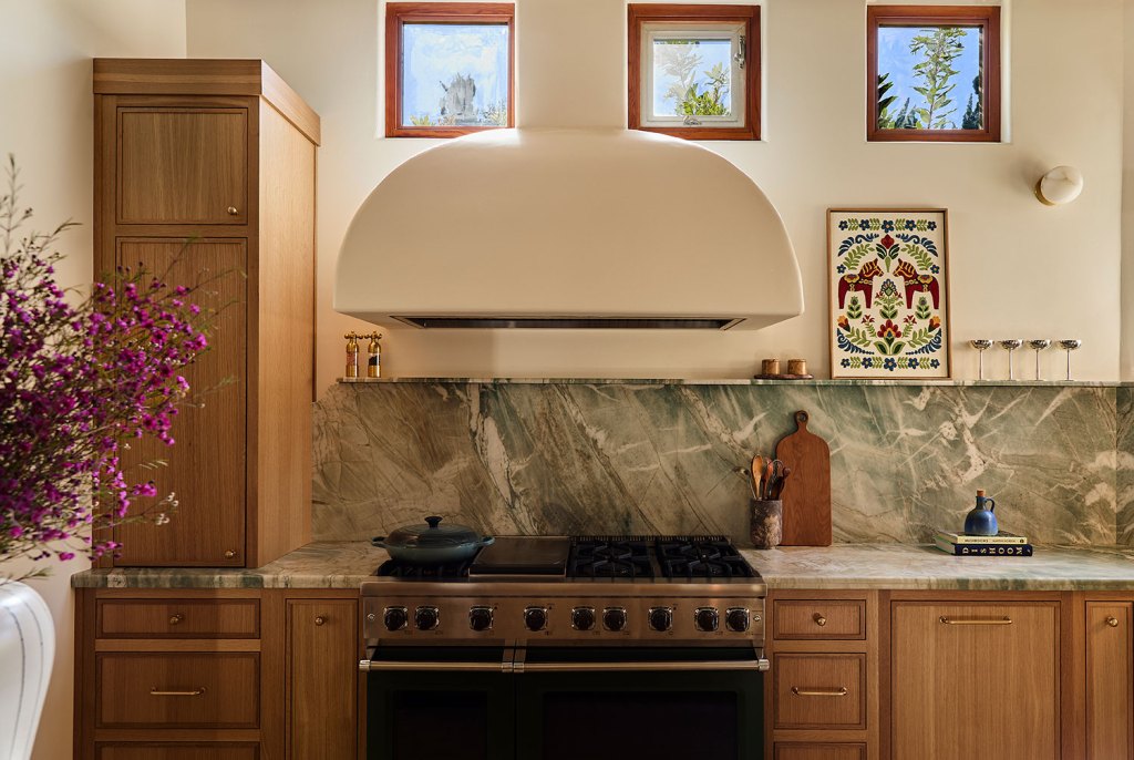 Stove Santa Monica House Spec + Sage