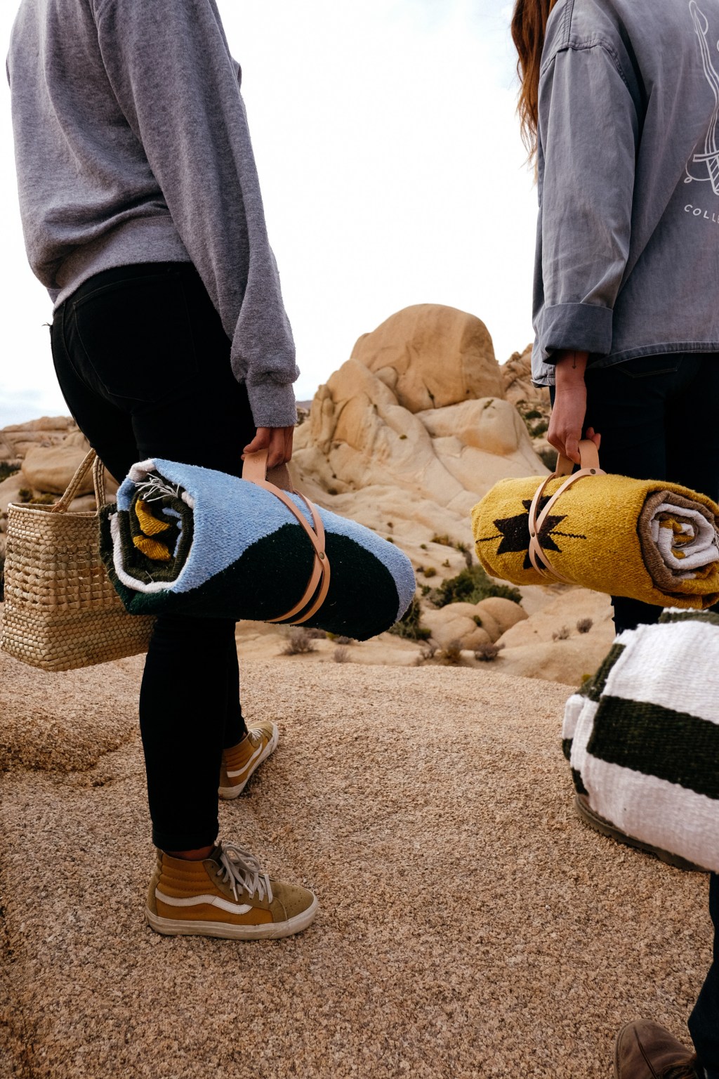 8 Chic Blankets for Every Outdoor Activity