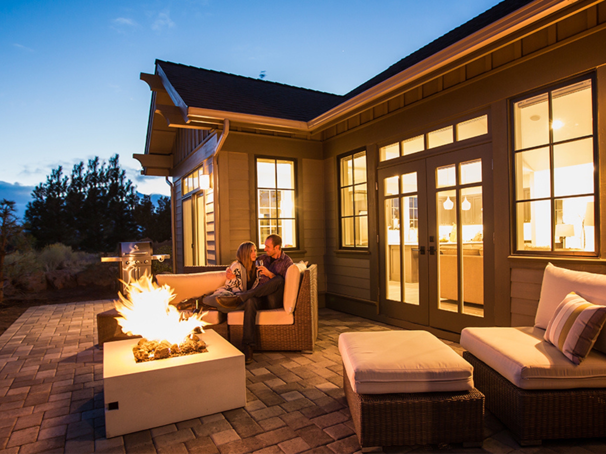 ranging-from-one-to-five-bedrooms-tetherow-vacation-rentals-feature-full-kitchens-spacious-living-areas-fireplaces-and-hot-tubs