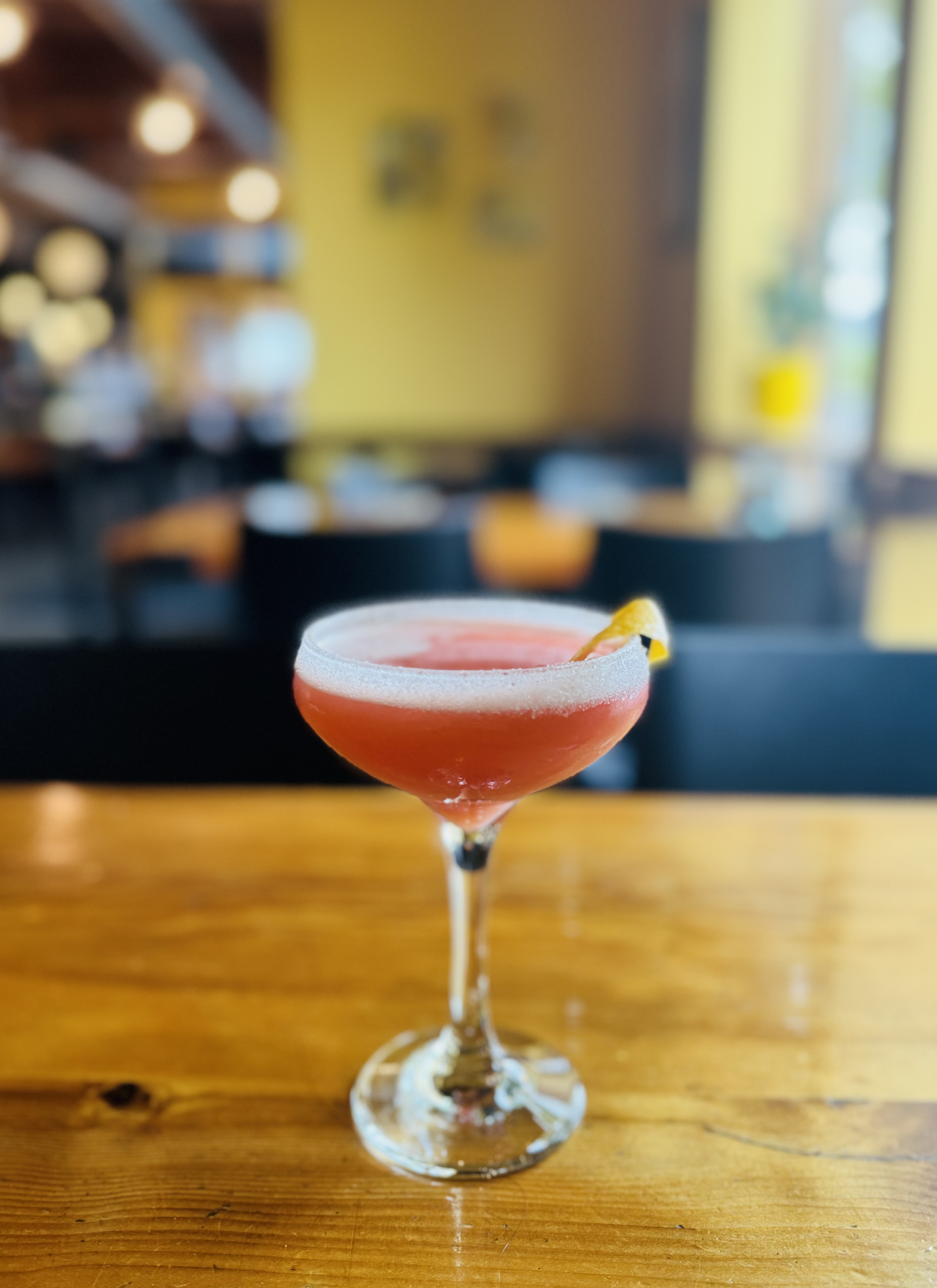 solstice-wood-fire-pizza-and-bar-strawberry-lemon-drop