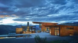 Olson Kundig Studhorse Outlook House, Methow Valley