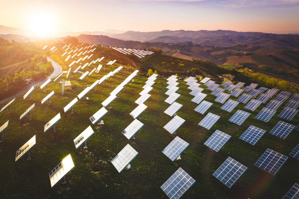 The Benefits of Going Solar