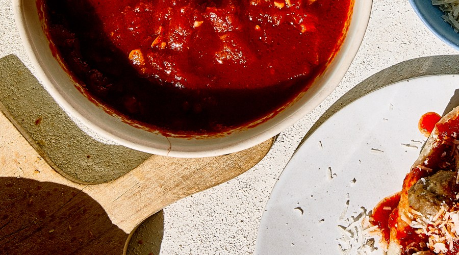 Quick and Easy Tomato Sauce