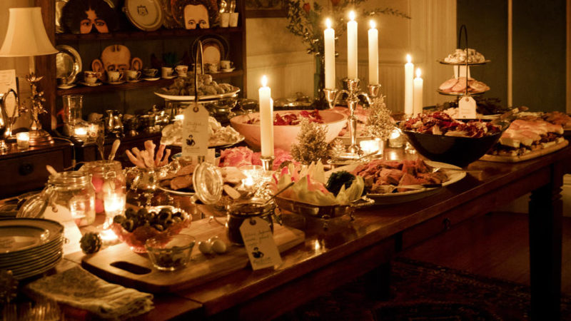 Christmas Party Ideas: How to Set a Lavish Spread - Sunset Magazine