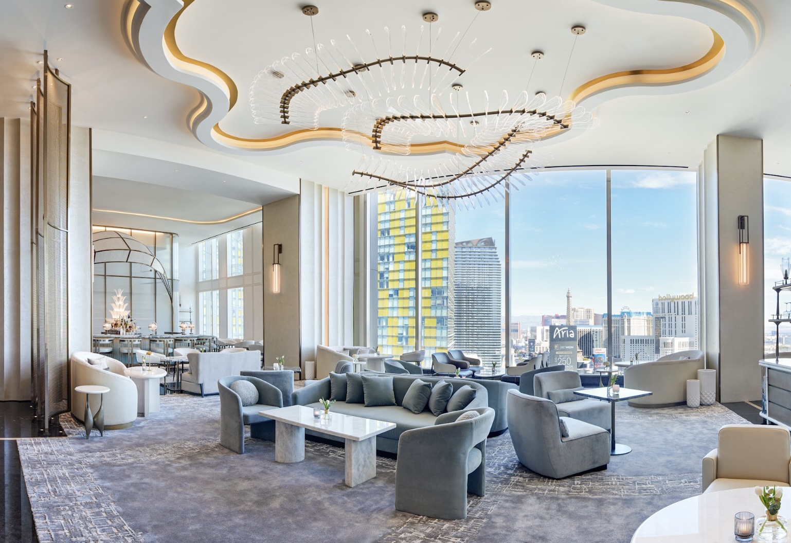 peacock-alley-at-waldorf-astoria-las-vegas