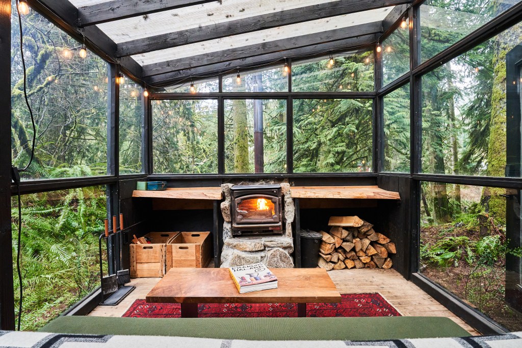 3 Cabins, 3 Styles: Is This the Ultimate Forest Hideaway?