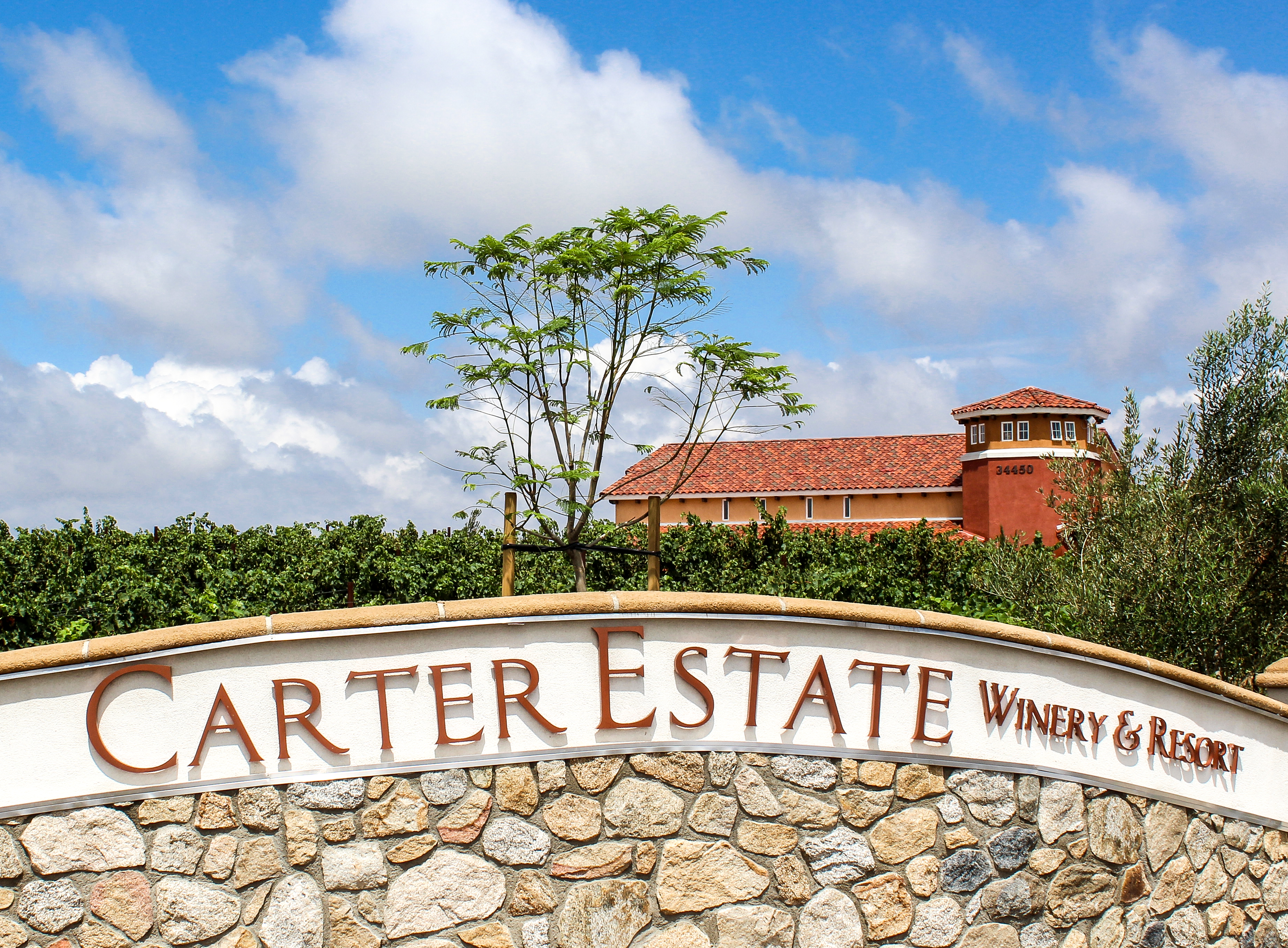 CarterEstateWinery_Entrance-Sign.jpg