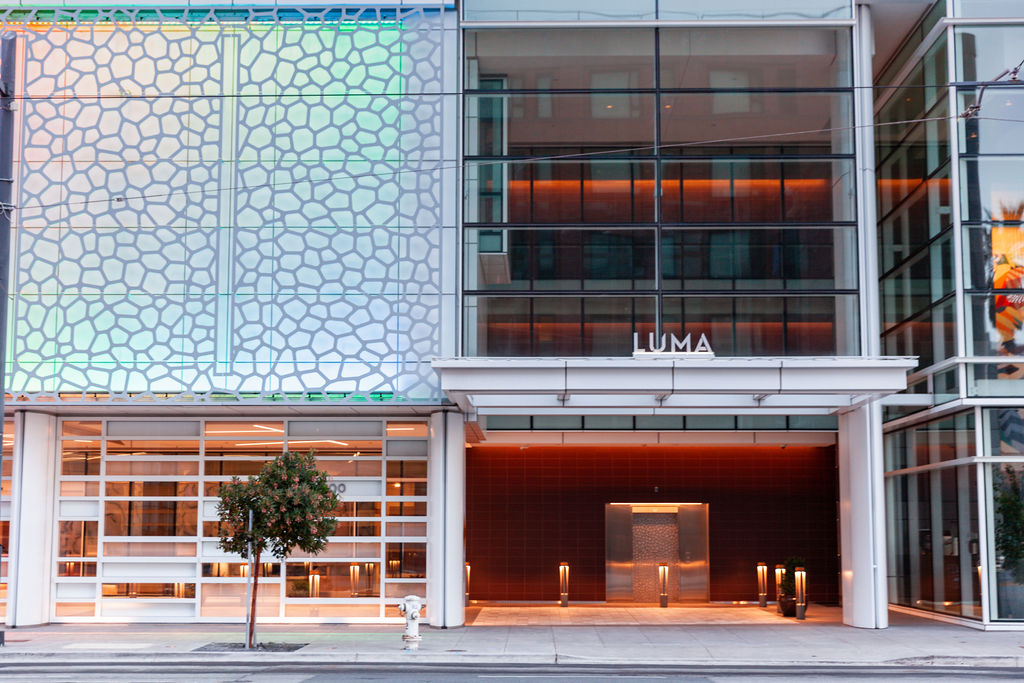 Entrance_LUMA Hotel San Francisco.jpg