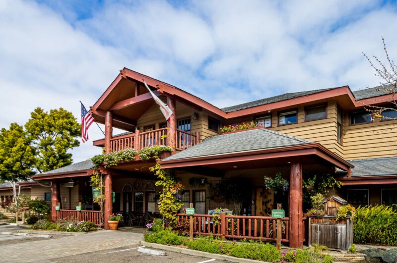 Cambria Pines Lodge