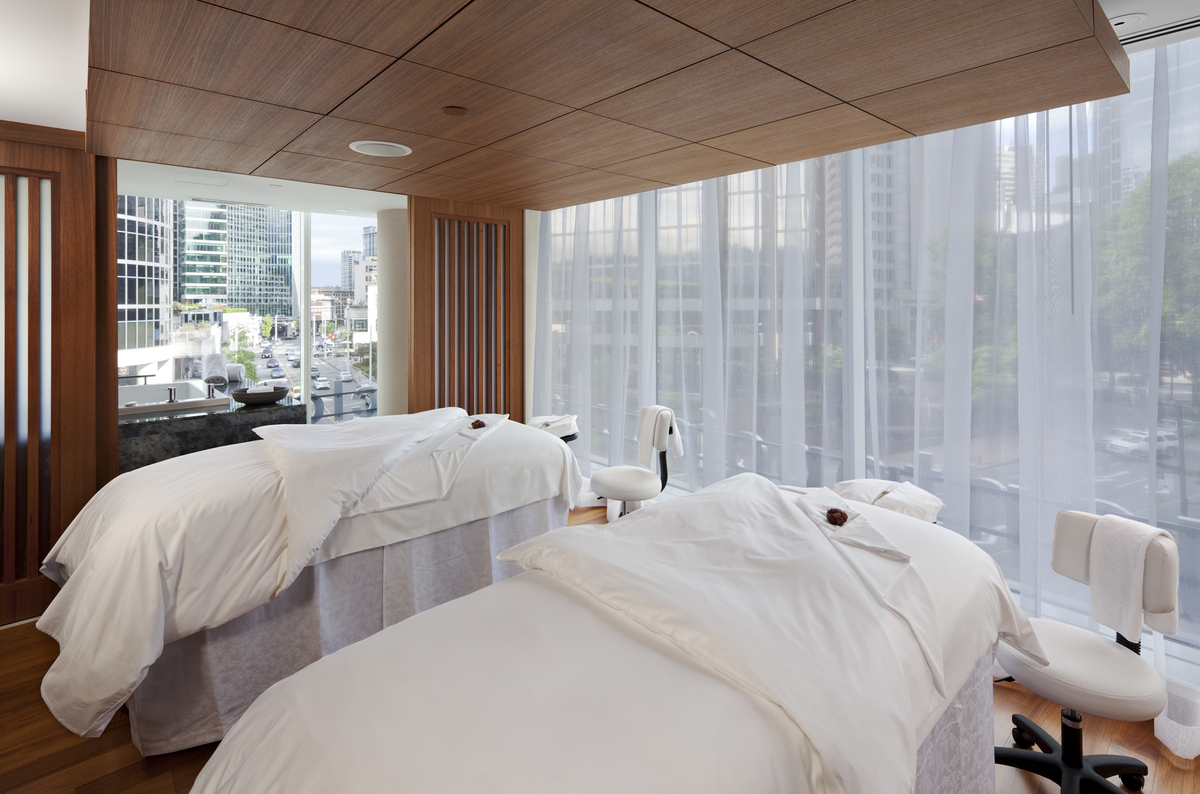 Fairmont Pacific Rim | Spa Treatment Room | Photo Credit Paul Warchol.jpg