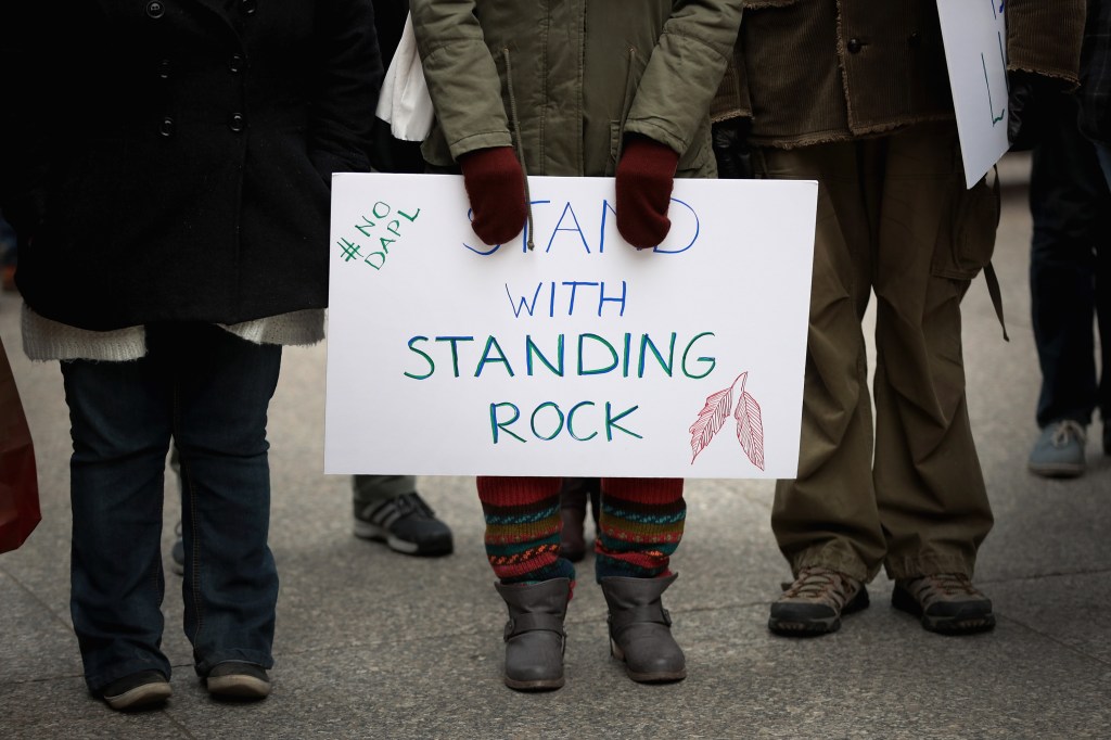 Judge Orders Dakota Access Pipeline to Shut Down in Win for Standing Rock Sioux