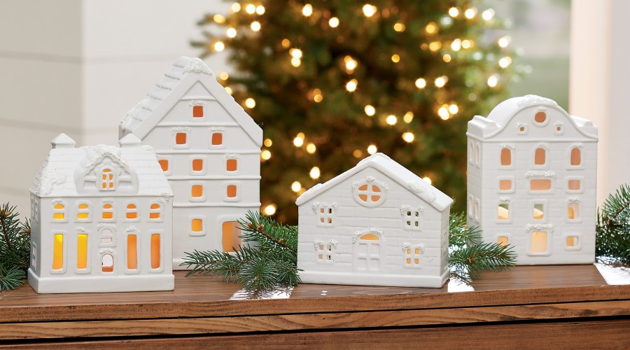 This Holiday Season, Decorate Your Mantel According to Your Favorite Design Trend