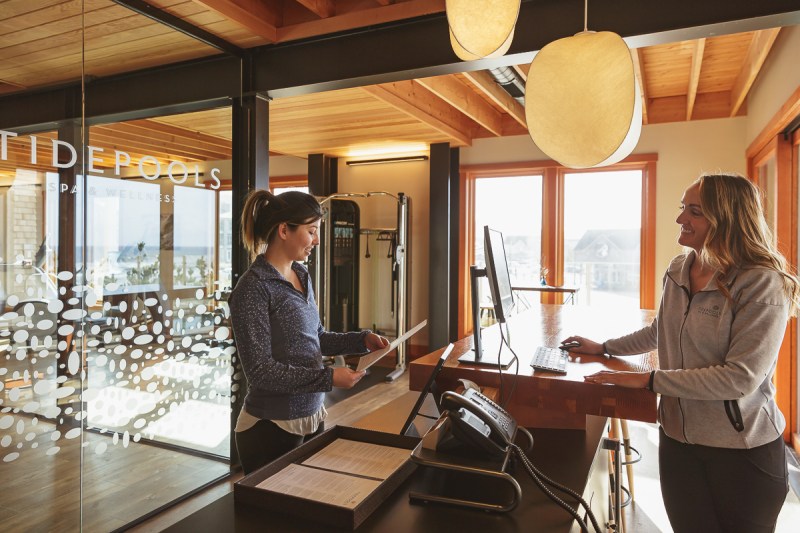 Headlands Coastal Lodge & Spa