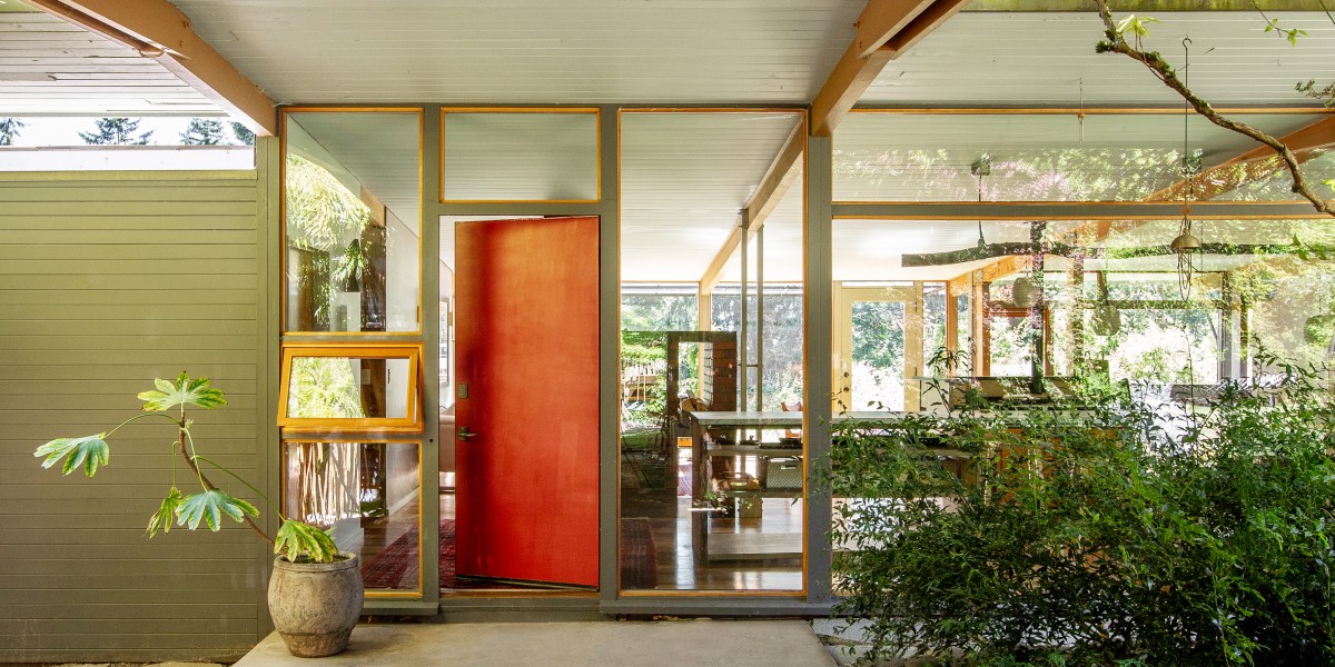 House Seattle Front Door Rafael Soldi