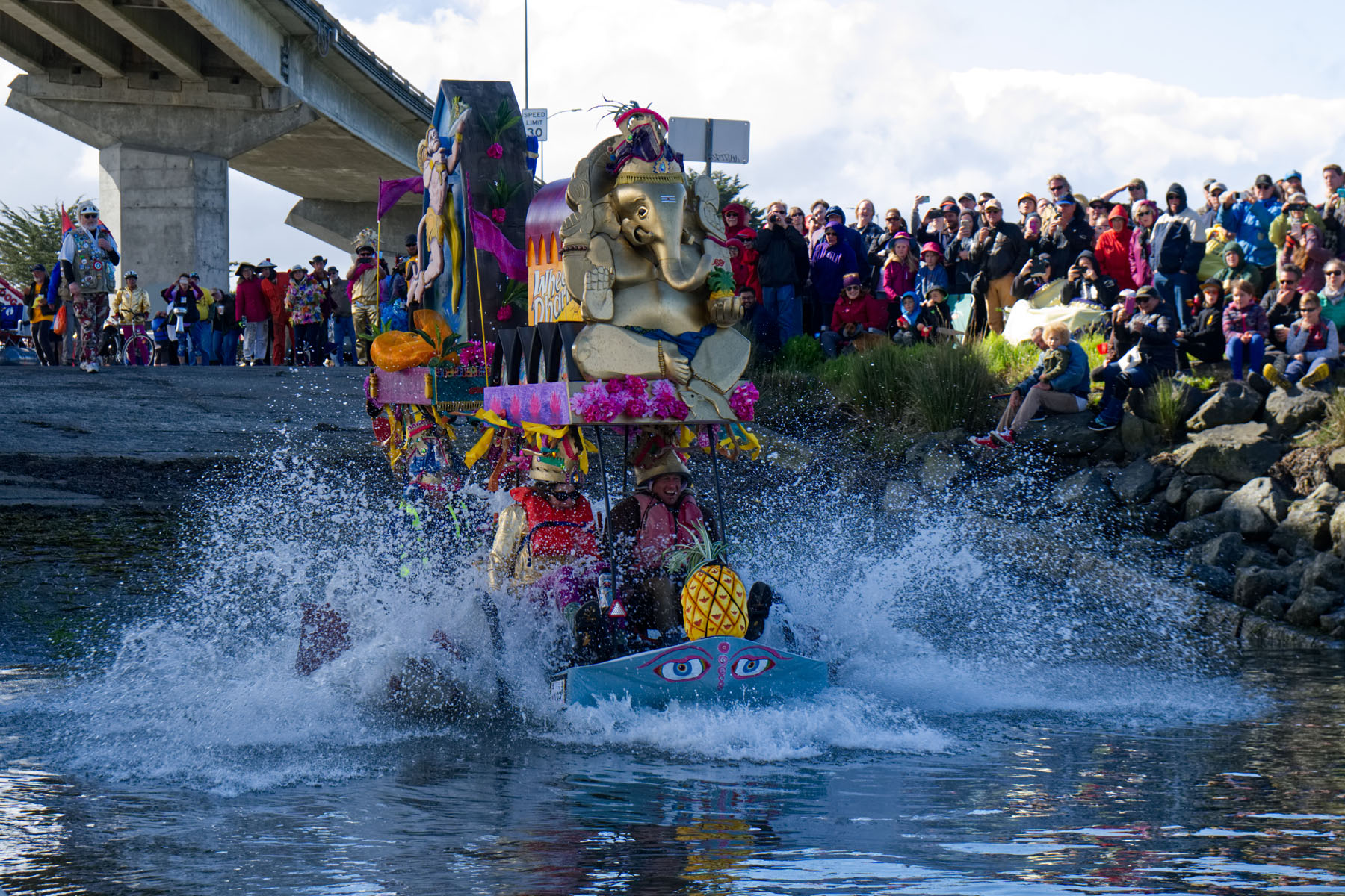 Kinetic Sculpture Race 1.jpg