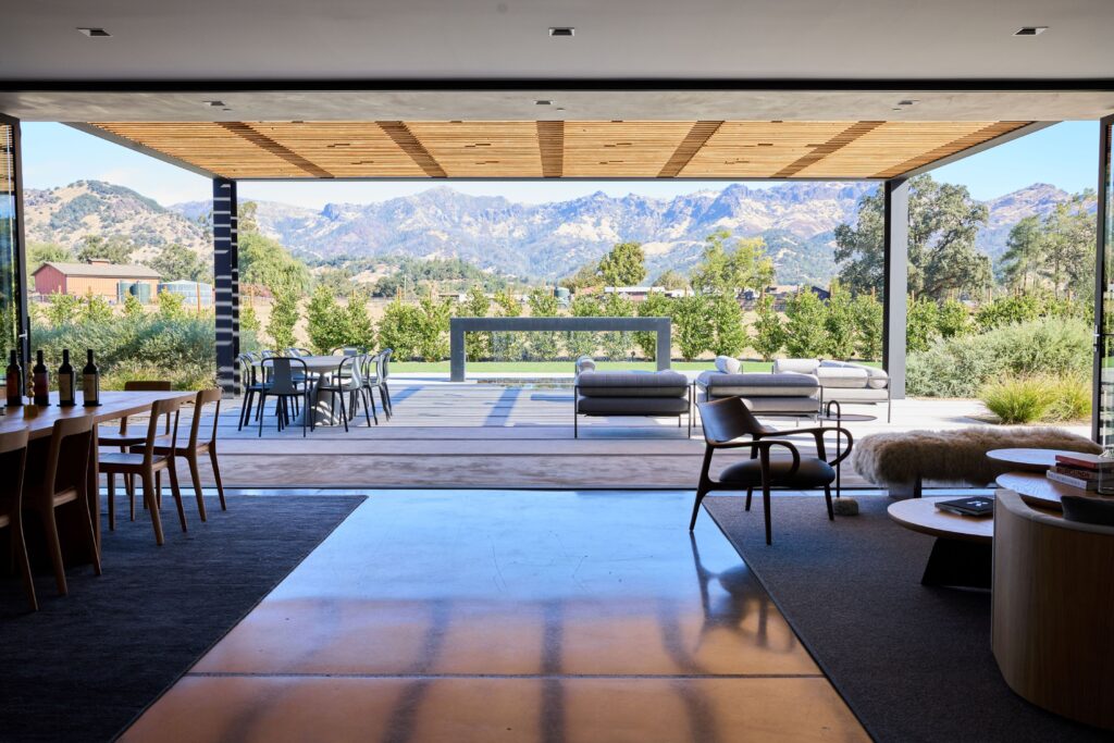 Realm Cellars North Tasting Room