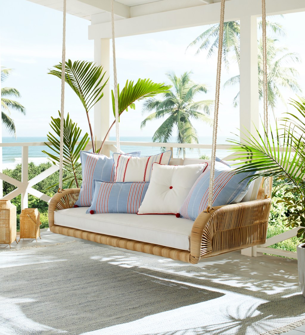 19 Outdoor Pillow Ideas That Will Blow Your Patio's Mind
