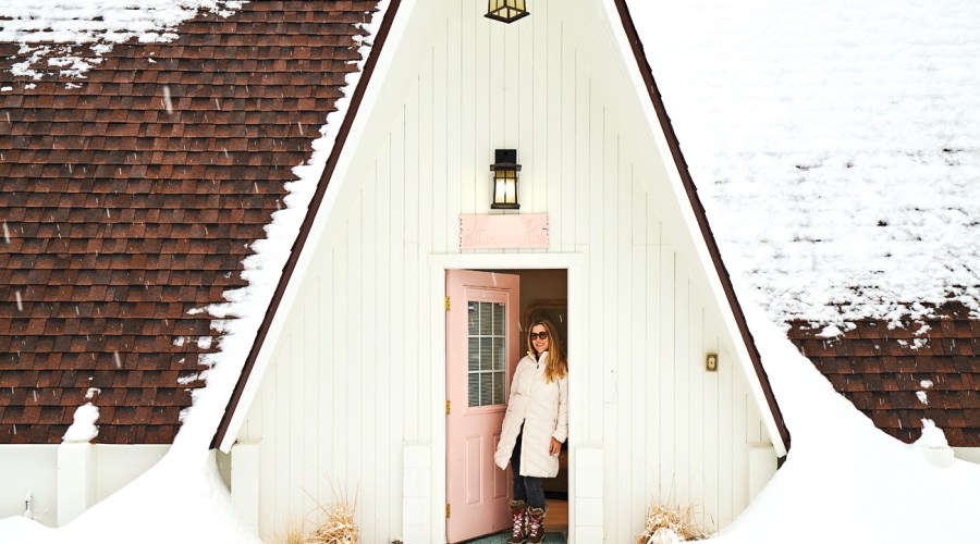 A Renovated A-Frame Near Lake Arrowhead Builds the Case for a Pink Front Door