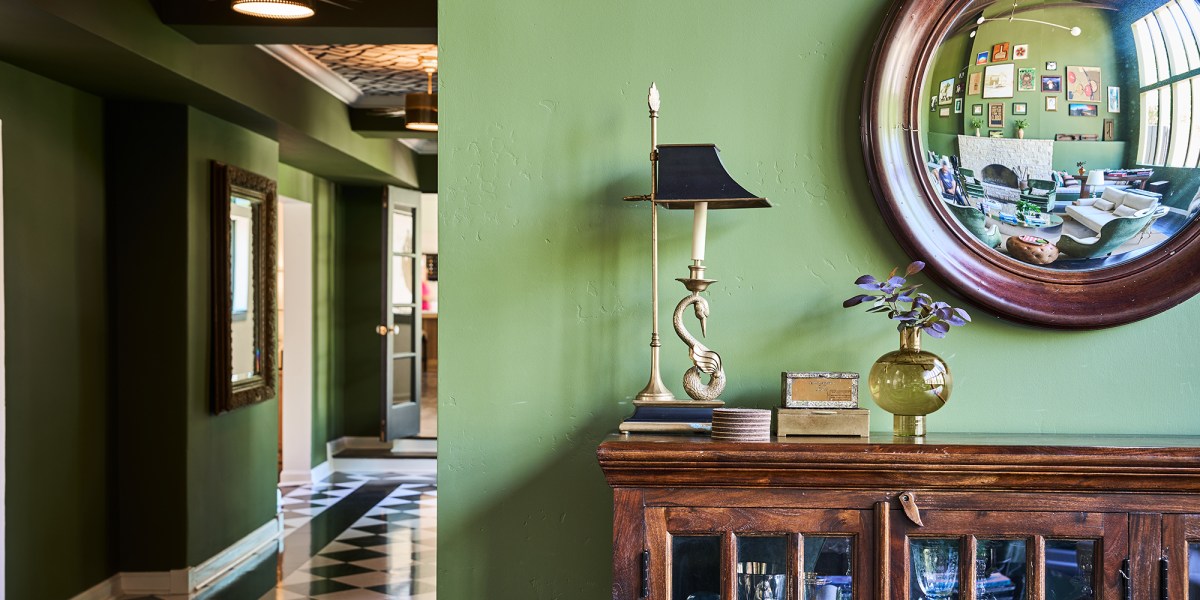 Albuquerque Ramble Green Walls