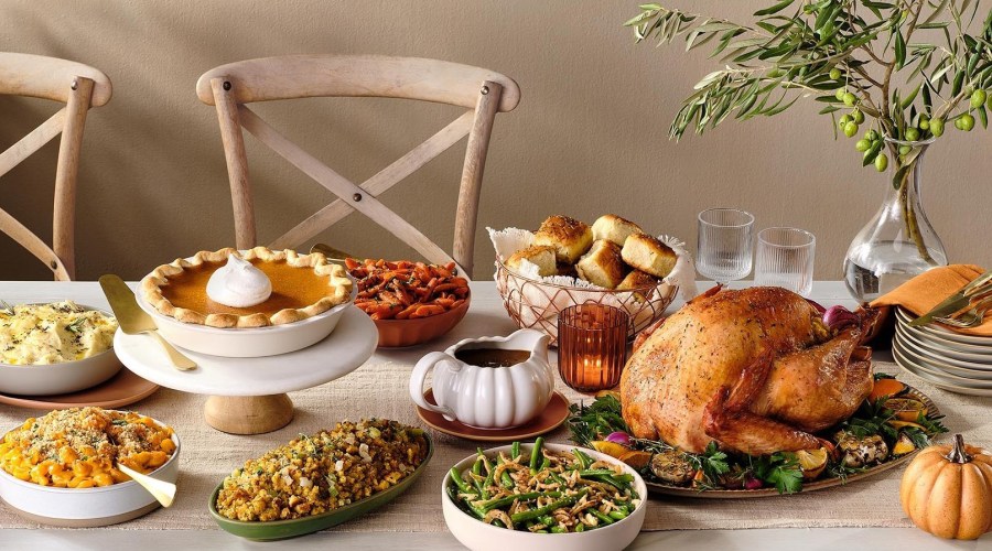 ALDI's Thanksgiving Meal Will Feed 10 People for $47