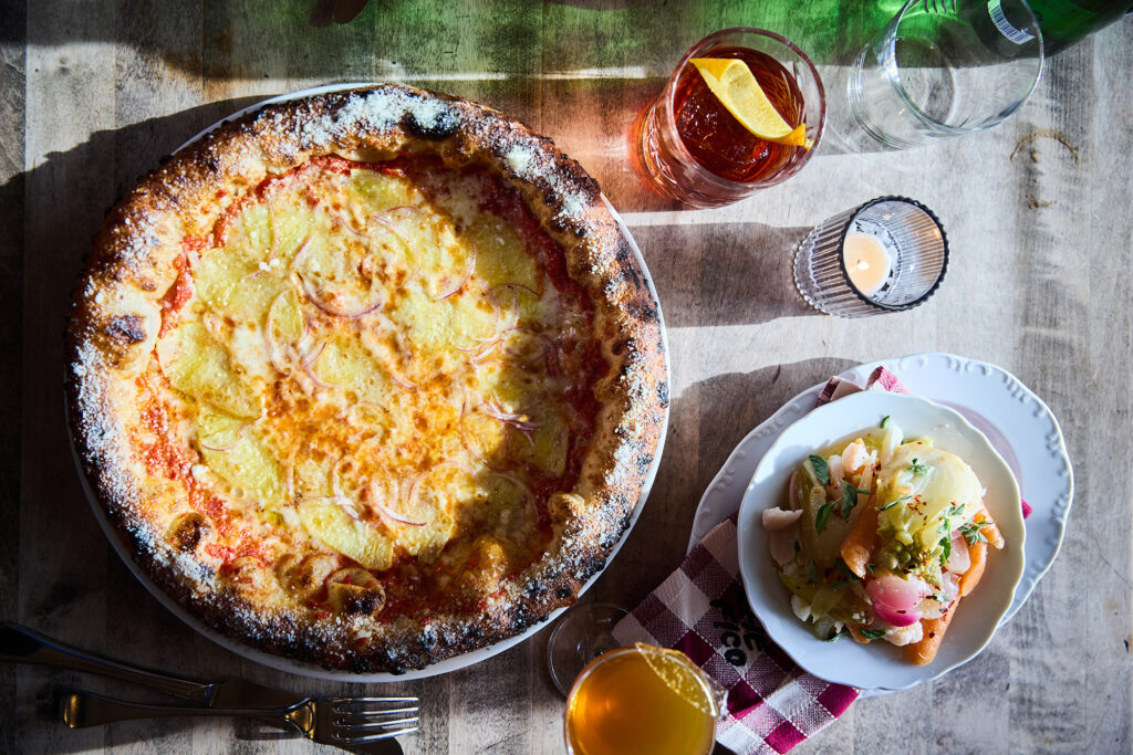 Che Fico Pineapple Pizza