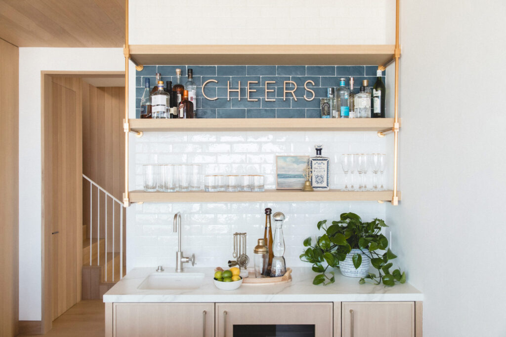 Bar Del Mar Beach House by Raili Clasen